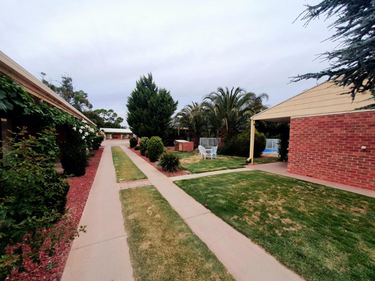 Peterborough Roundhouse Motel المظهر الخارجي الصورة