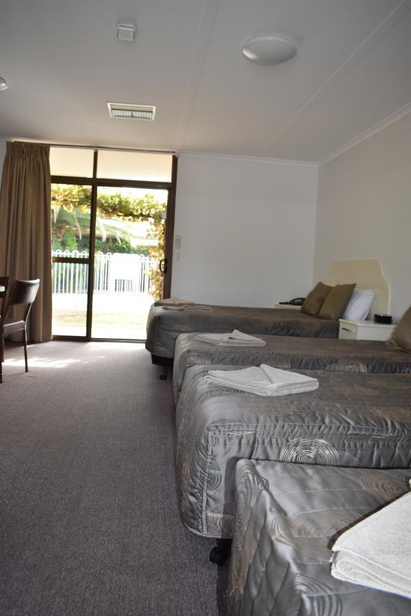 Peterborough Roundhouse Motel المظهر الخارجي الصورة
